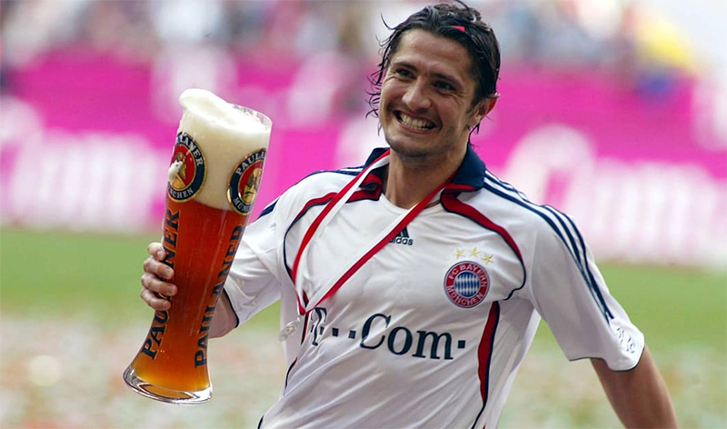hau-ve-trai-hay-nhat-bixente-lizarazu